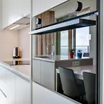Appartement La Brisa - Luxe, Balcony And Stunning Views - Free Parking *