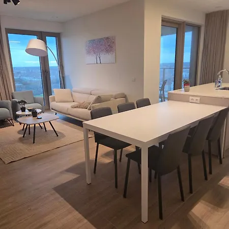 La Brisa - Luxe, Balcony And Stunning Views アパート *